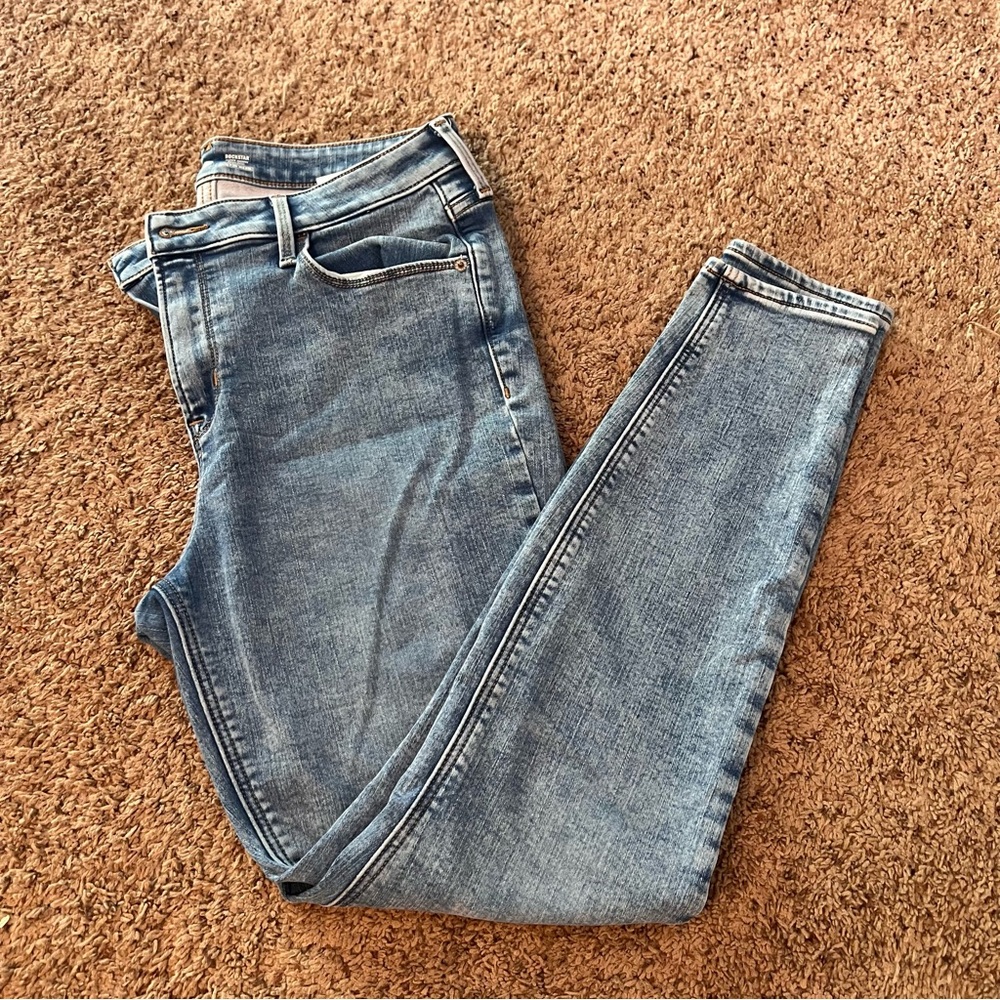 Old Navy Rockstar Super Skinny High Rise jeans